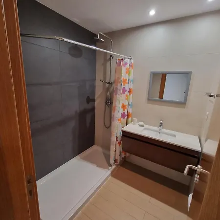 Rocha Prime, Condominio Na Praia E Estacionamento